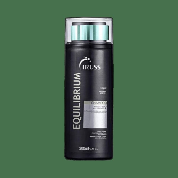 **Produto:** Shampoo Truss Equilibrium

**Descrição do Produto:**
O Shampoo Truss Equilibrium é um produto desenvolvido para equilibrar o tratamento de cabelos com couro cabeludo oleoso e pontas secas. Com uma formulação avançada, este shampoo proporciona uma limpeza eficaz enquanto nutre e revitaliza os fios.

**Características Técnicas:**

- **Volume:** 300 ml (10.56 fl. oz)
- **Tipo de Cabelo:** Indicado para cabelos com couro cabeludo oleoso e pontas secas.
- **Fórmula:** Contém ativos orgânicos e tecnologia de ponta (hi-tech).
- **Ativos Principais:**
  - **Nano Repair:** Tecnologia que atua na reparação da fibra capilar.
  - **Vegetal Nano Complex:** Complexo que promove hidratação e nutrição.
  - **Extratos Naturais:** Inclui ingredientes como bardana, sálvia, limão, hera e guaraná, que ajudam a equilibrar a oleosidade e proporcionam frescor.
  
**Benefícios:**
- **Limpeza Profunda:** Remove impurezas e o excesso de oleosidade do couro cabeludo.
- **Hidratação:** Hidrata as pontas secas, promovendo um equilíbrio saudável.
- **Revitalização:** Deixa os cabelos mais brilhantes e saudáveis.
- **Frescor:** Proporciona uma sensação de frescor ao couro cabeludo.

**Modo de Uso:**
Aplicar uma quantidade adequada nos cabelos molhados, massagear suavemente o couro cabeludo e enxaguar bem. Para melhores resultados, pode ser seguido por um condicionador ou máscara da mesma linha.

**Categoria do Produto:**
- Categoria: Cuidados Capilares
- Subcategoria: Shampoos
- Segmento: Tratamento para Cabelos Oleosos e Secos

**Atributos:**
- Tipo de produto: Shampoo
- Efeito: Limpeza, Hidratação, Revitalização
- Indicação: Cabelos oleosos na raiz e secos nas pontas
- Consistência: Líquido
- Fragrância: Fresca, devido aos extratos naturais
- Embalagem: Frasco plástico com tampa flip-top, fácil de manusear.

Esses detalhes e características ajudam a definir os atributos e a categorização do produto para fins de e-commerce.